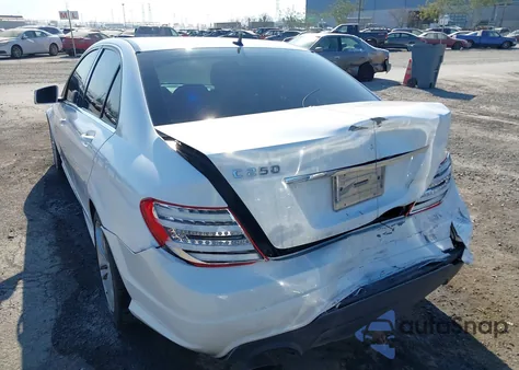 2013 Mercedes-Benz C 250 Sport from USA, damaged, VIN WDDGF4HB4DR277431